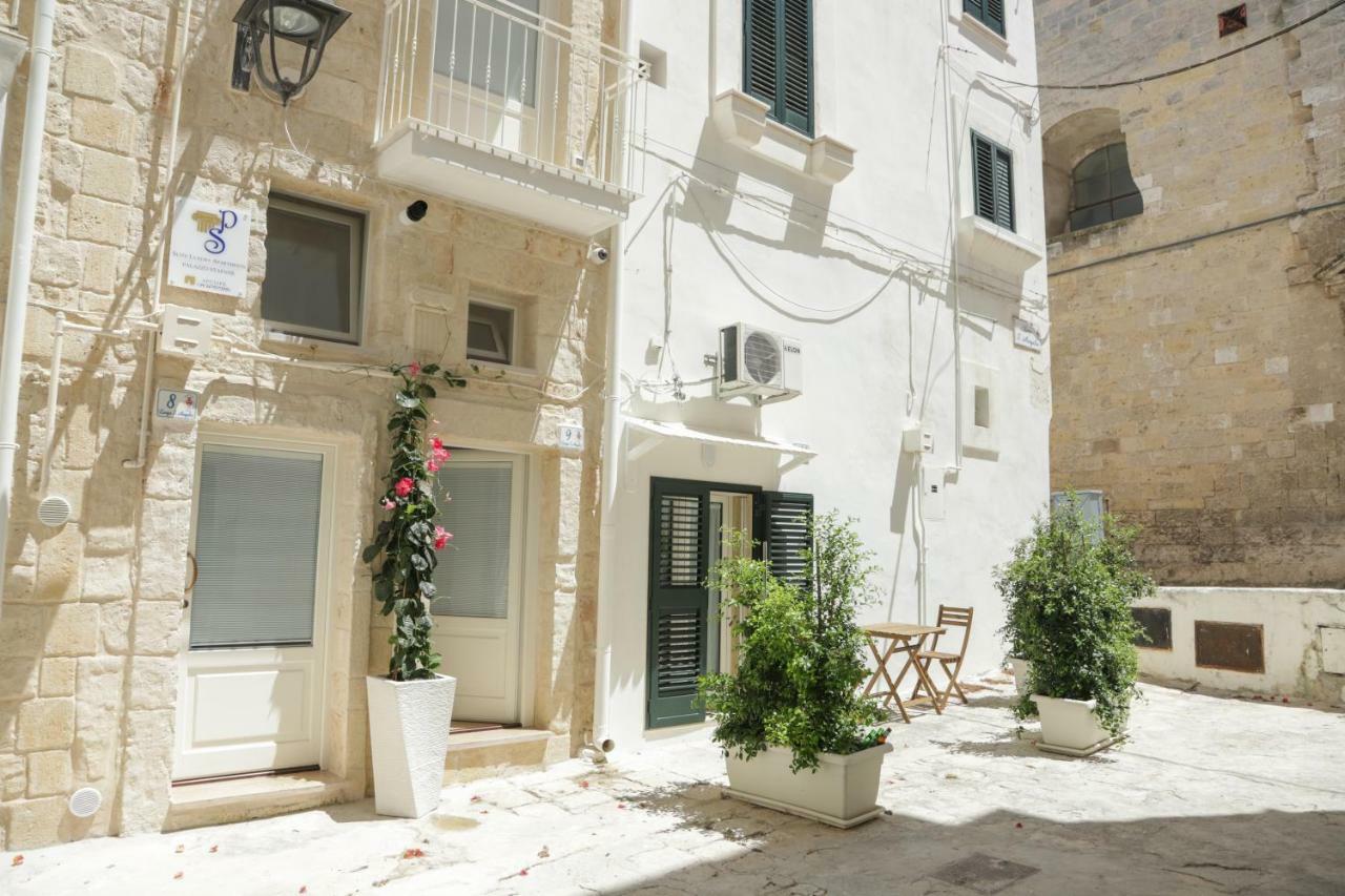 Palazzo Stapane Home Suite 9 - Luxury Living Монополи Экстерьер фото