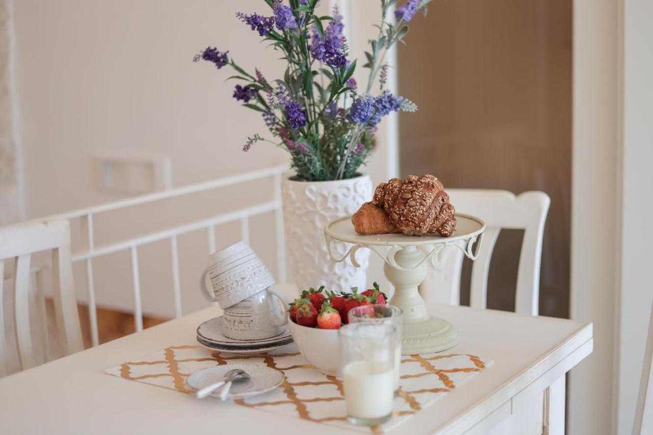 Palazzo Stapane Home Suite 9 - Luxury Living Монополи Экстерьер фото